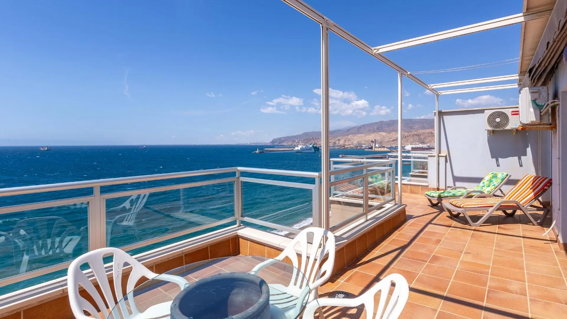 Apartment Atico Con Garaje En 1º Linea De Playa Almeria Spain