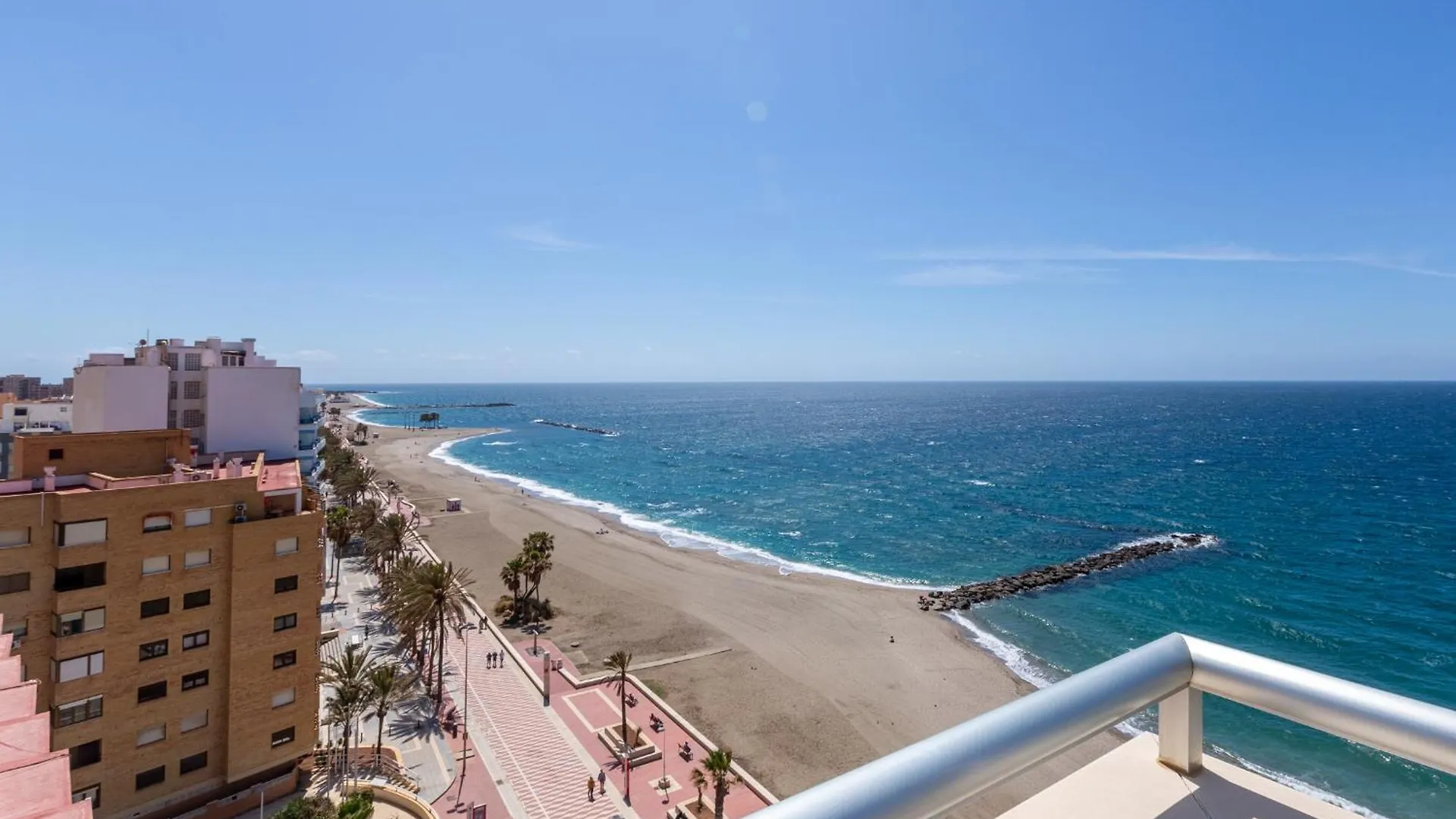Apartment Atico Con Garaje En 1º Linea De Playa Almeria